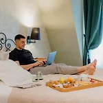 快乐文化格里马尔迪酒店 4*