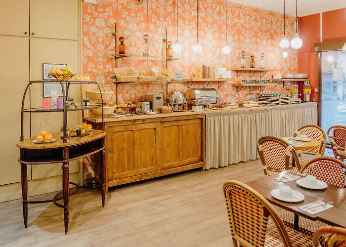 מלון Le Grimaldi By Happyculture 4*